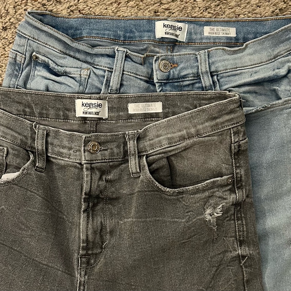 2 pair KENSIE ‘The Ultimate’ High Rise Skinny Jeans